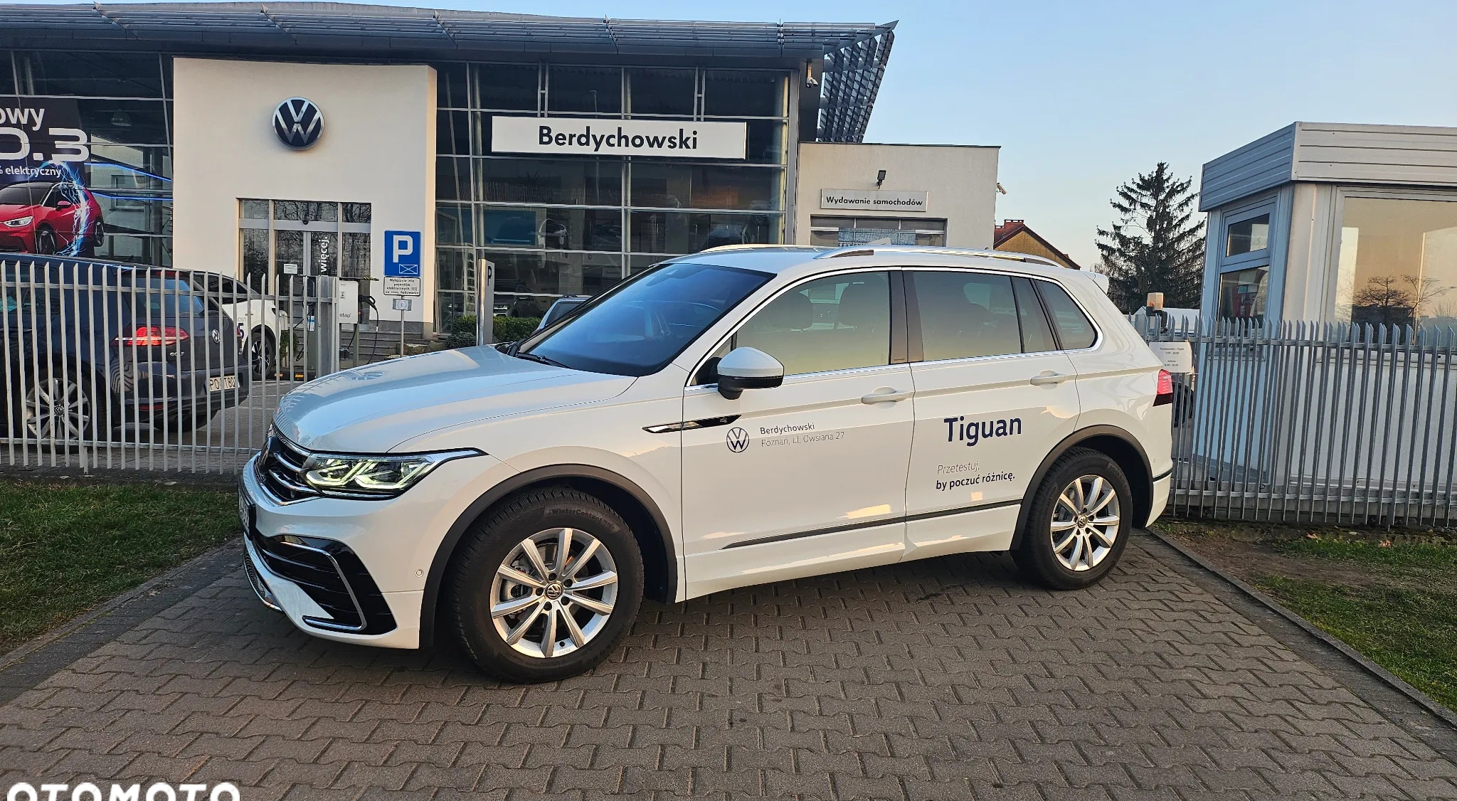 żerków Volkswagen Tiguan cena 177990 przebieg: 1000, rok produkcji 2023 z Żerków